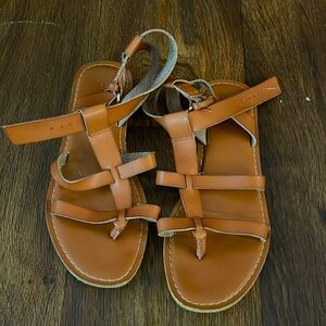 Tan summer sandals women’s size 6